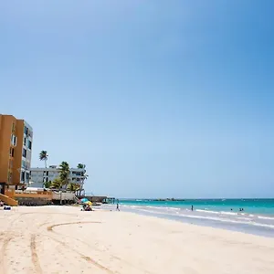 https://beach-front-2-bedroom-1-bathroom-apt.comcaribbean.com